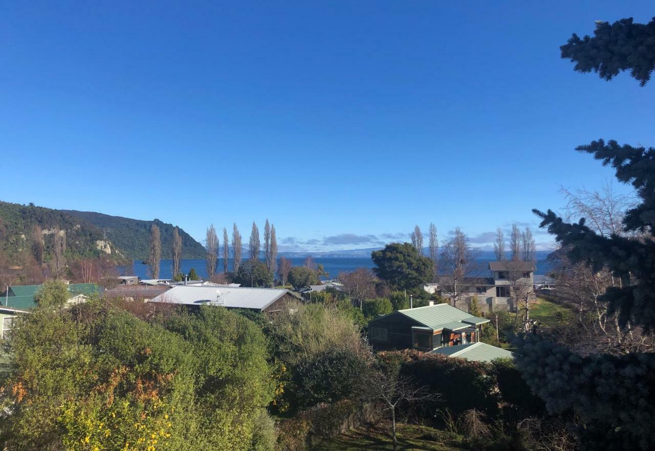 Kinloch Lakeview Lodge - Taupo ภายนอก รูปภาพ