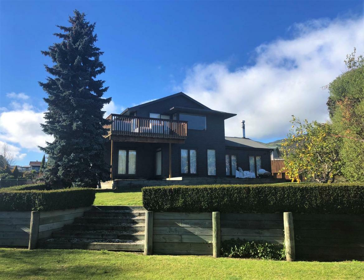 Kinloch Lakeview Lodge - Taupo ภายนอก รูปภาพ